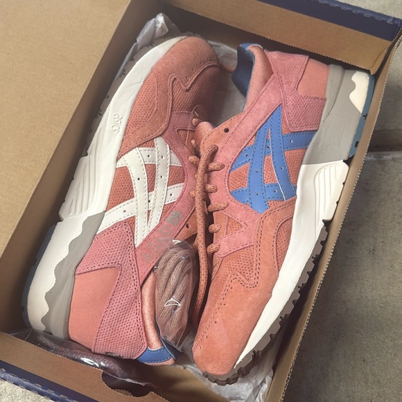 Limited Edition Ronnie Fieg x Asics Gel Lyte 'Rose Gold'